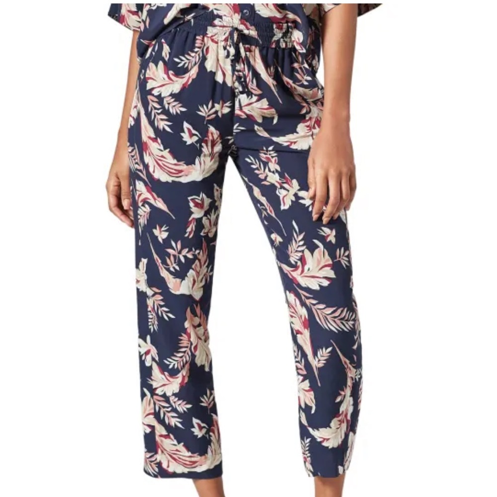 Quisy Floral-Print Cropped Straight-Leg Pants